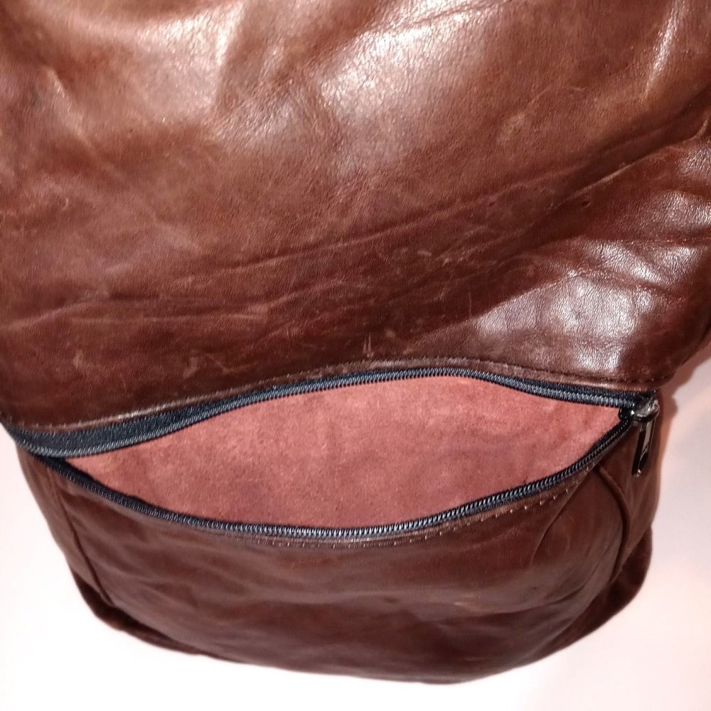 Leather Handmade Drawsting Closure Backpack - Picture 4 of 10